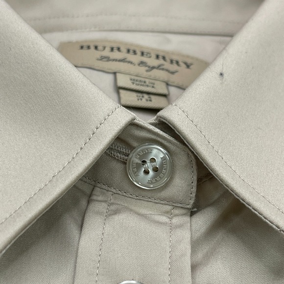 Burberry London Shirt Womens 4 Beige Long Sleeve Button Up Minimalist Office Top - Picture 5 of 15